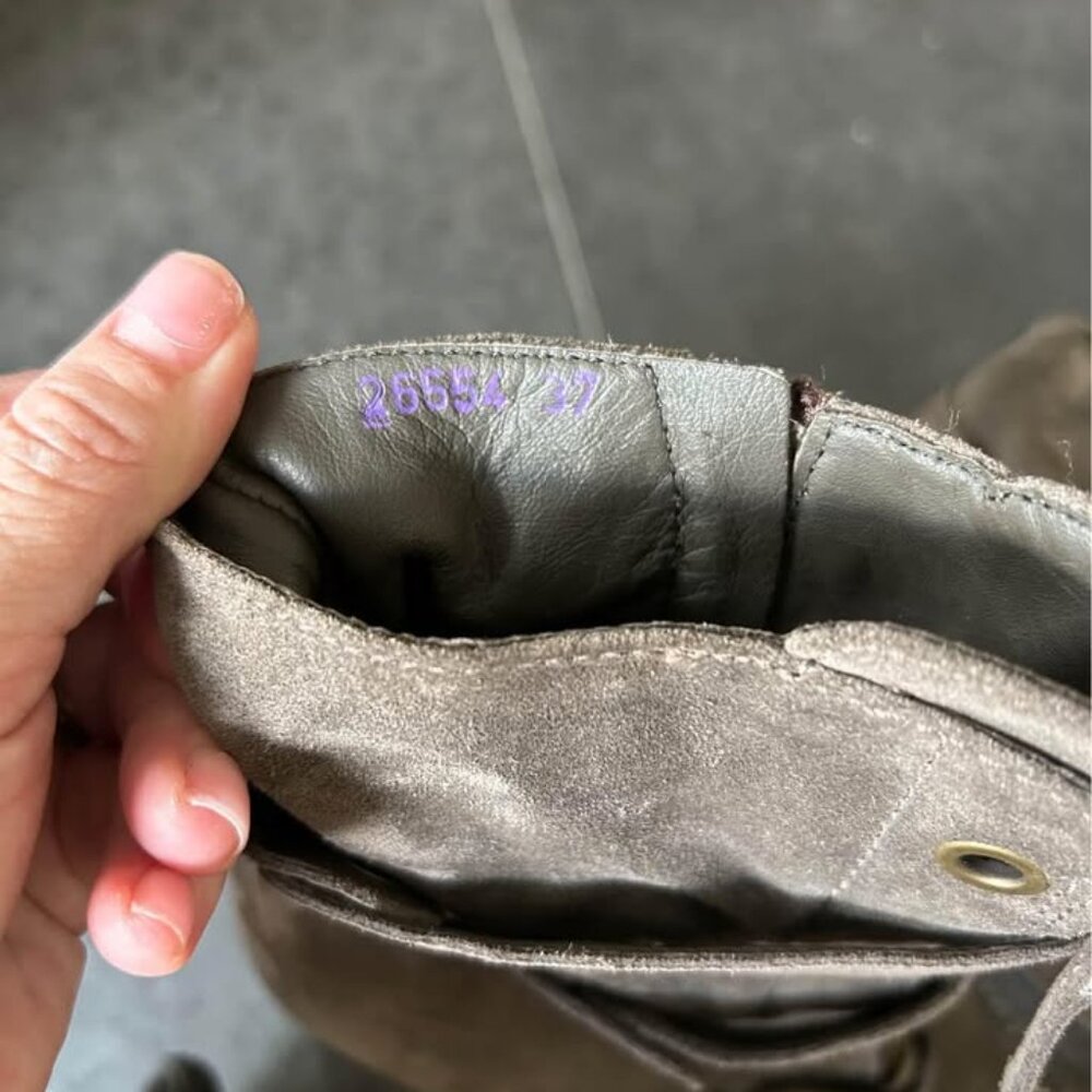 Janet And Janet Boots - image 5